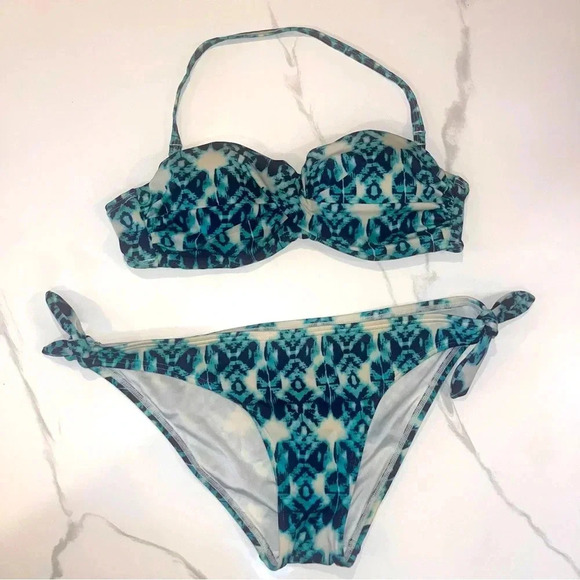 Victoria’s Secret Ikat Tribal Turquoise Tie Bottom Bikini Set  Sz Medium - Picture 2 of 7
